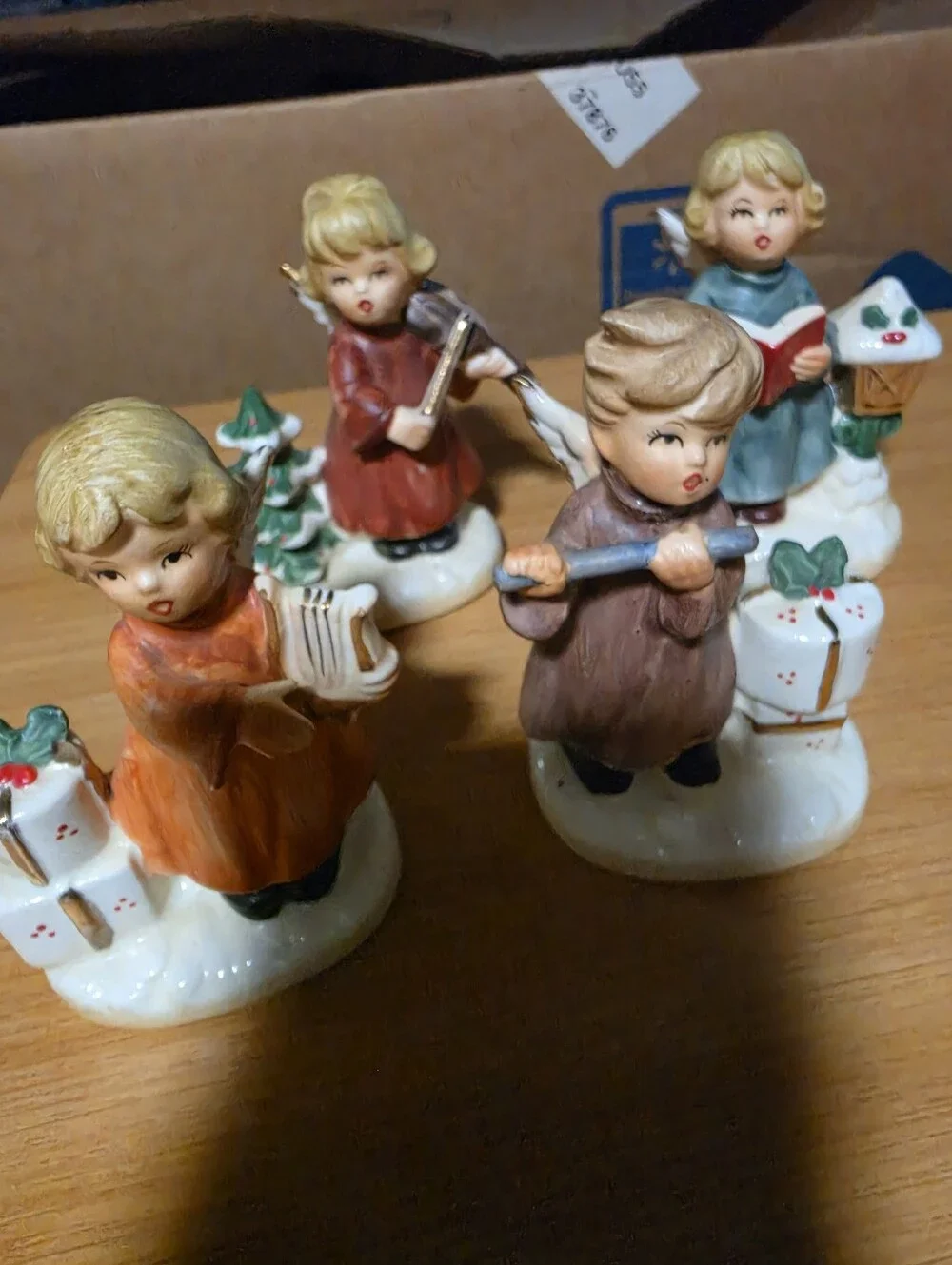 Set Of 4 Napcoware Angel Christmas Figurines X8371 Playing Music 3.5